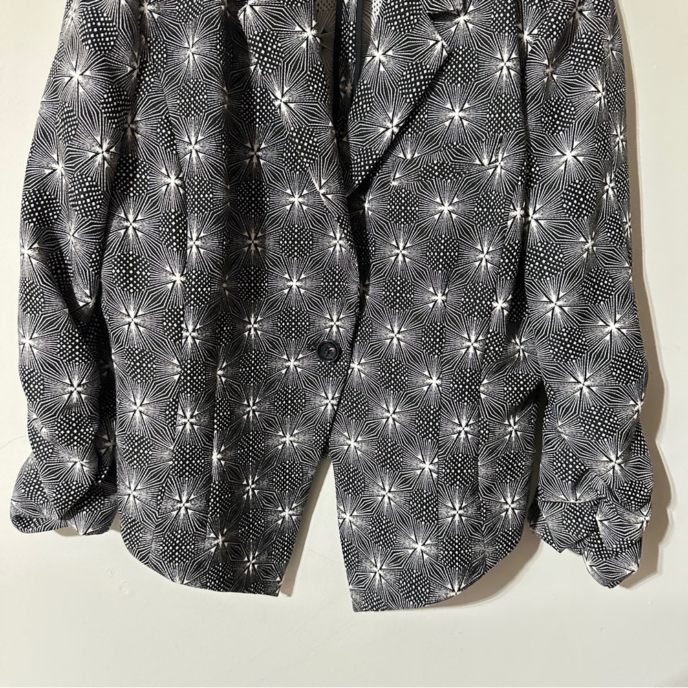 👉 Michael Michael Kors Black & White Geometric Blazer – Size 12 - Picture 7 of 7